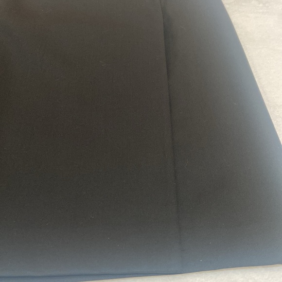 “346” BROOKS BROTHERS Size 8 Basic Black Lined Skirt - Picture 2 of 10